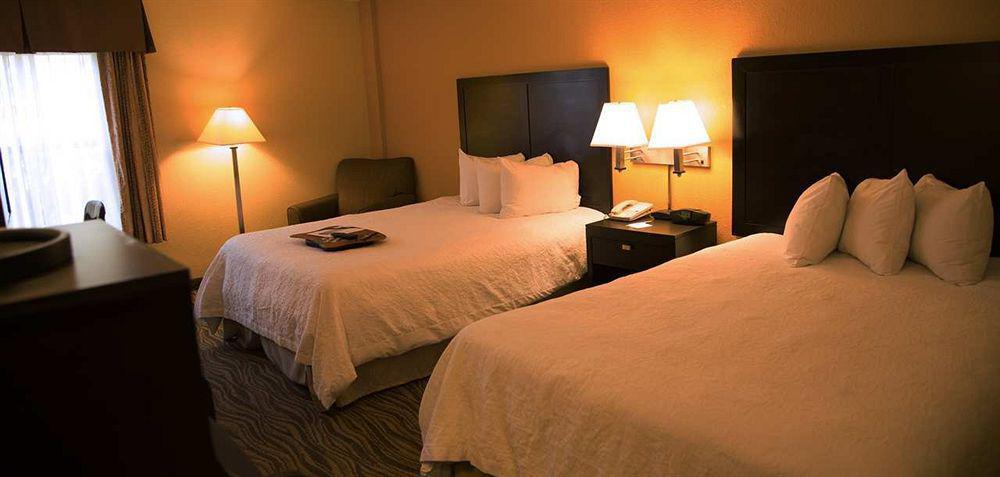 Hampton Inn Nashville-I-24 Hickory Hollow מראה חיצוני תמונה