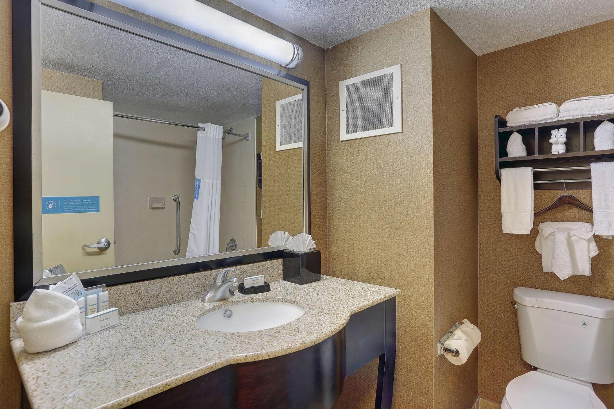 Hampton Inn Nashville-I-24 Hickory Hollow מראה חיצוני תמונה